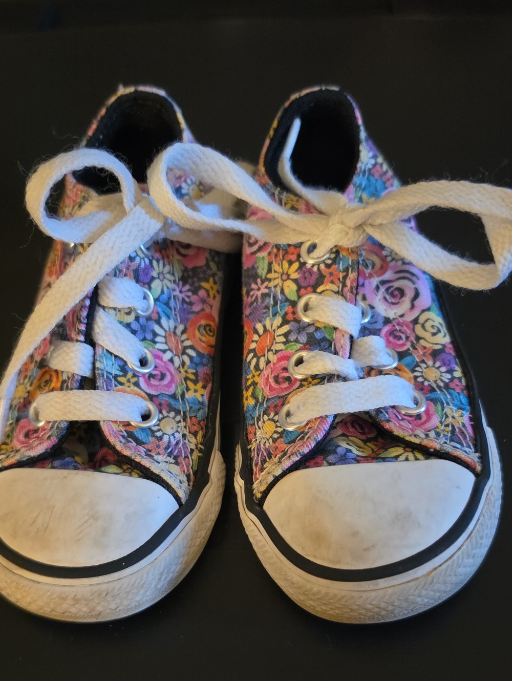 Kids Floral Canvas Converse Lace-Up Sneakers in Multicolor